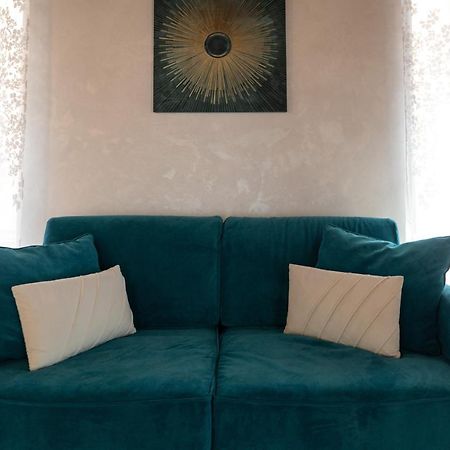 Campo De Fiori Chic Apartment Rome Exterior photo
