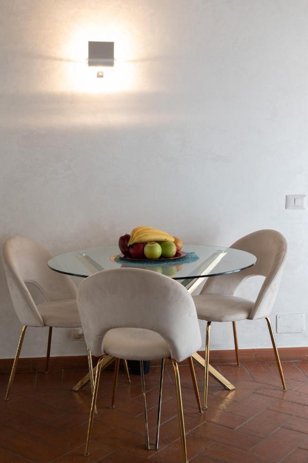 Campo De Fiori Chic Apartment Rome Exterior photo