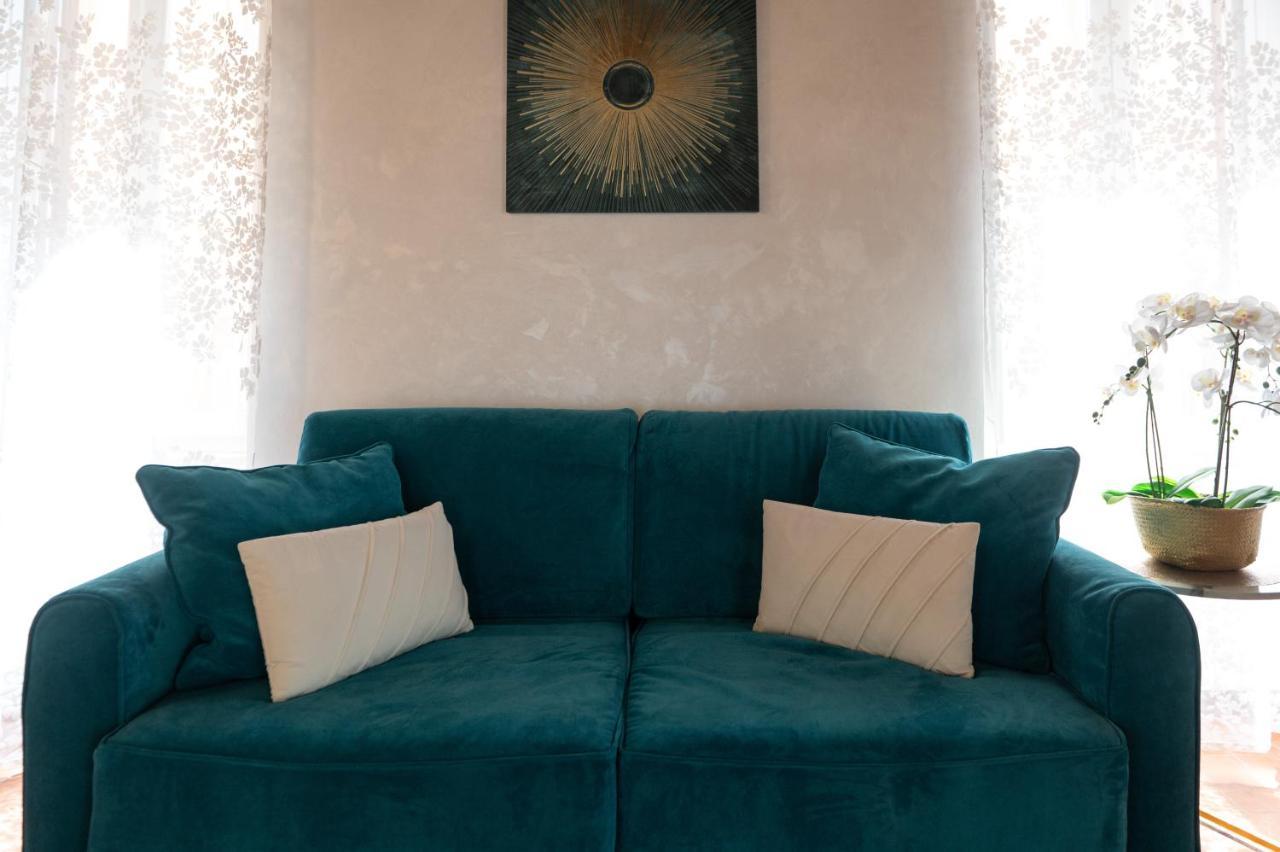 Campo De Fiori Chic Apartment Rome Exterior photo