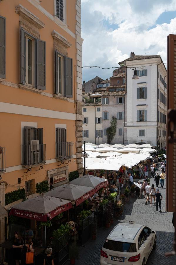 Campo De Fiori Chic Apartment Rome Exterior photo