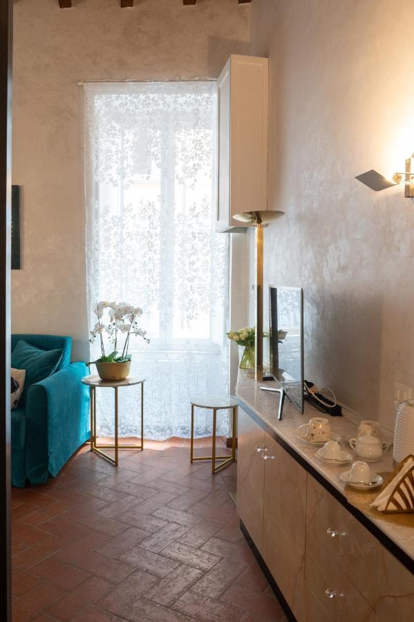 Campo De Fiori Chic Apartment Rome Exterior photo