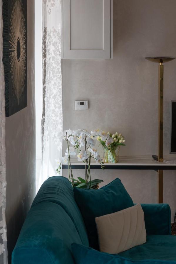 Campo De Fiori Chic Apartment Rome Exterior photo
